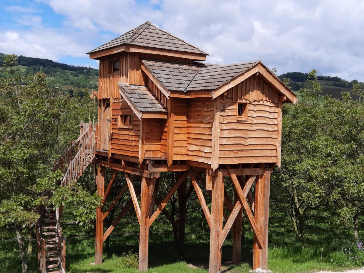 Roulottes Au Pied Du Vercors แซงต์-ฌอง-ออง-รัวยองส์ ภายนอก รูปภาพ