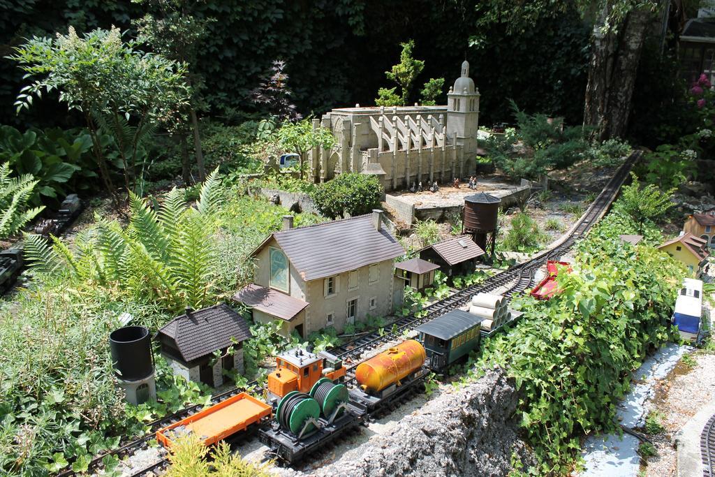 Roulottes Au Pied Du Vercors แซงต์-ฌอง-ออง-รัวยองส์ ภายนอก รูปภาพ